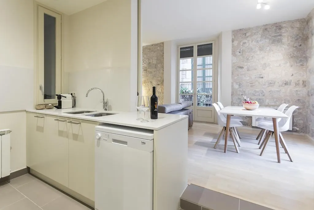 Bravissimo Cort Reial-1B Apartment Girona